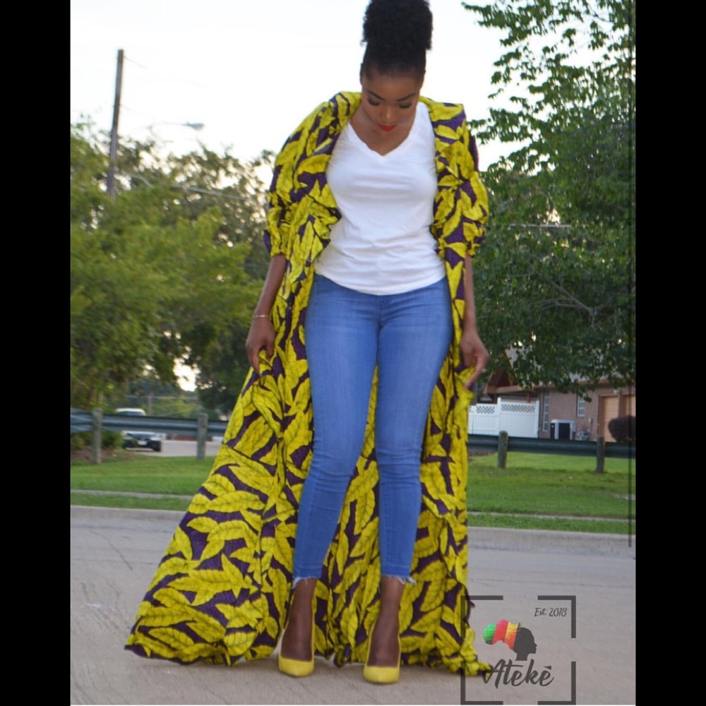 Long vibrant African print duster w/puffy sleeves